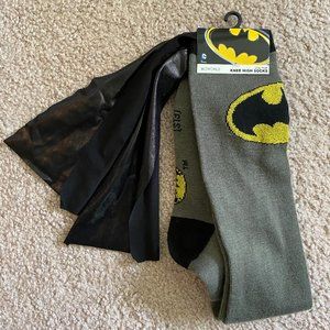 Batman superhero knee-high novelty socks w/ capes